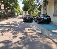 sale of 3-storey villa, modern design in tran hung dao ward. land=180m2, mt=10m, price only 19 billion