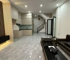 sale of 36m2 in luong dinh cua, dong da, beautiful house, price 2.9 billion.