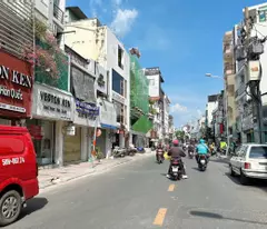 sale of 4-storey house in huynh van banh hxt 88m2 9 bedrooms, beautiful location right in phu nhuan town 17.5 billion.