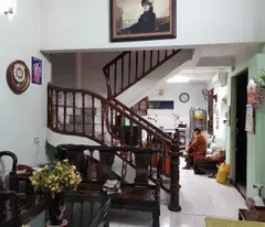 sale of 53m house for 9.3 billion, thai ha street, dong da. automobile, business