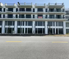 sale of 80.6m2 shophouse metropolitan - nguyen mau tai street. two front and back roads