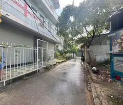 sale of 95.7m2 block house - 9m frontage - car-friendly road - est price in the area