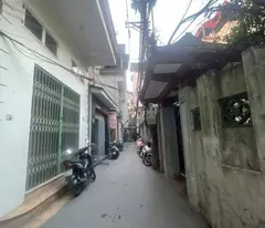 sale of affordable house, area: 47m2 - 2 floors, mt5.2m, alley 109, quan nhan, thanh xuan, only 6.5 billion.
