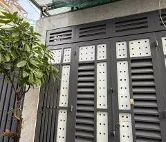 sale of beautiful house 40m2, 2 floors, free furniture, right in the center of go vap - price only 3.48 billion