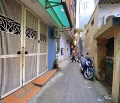 sale of beautiful house in thanh xuan next to cars, business, beautiful house like ksan 35m 5 tang mt 5.3m