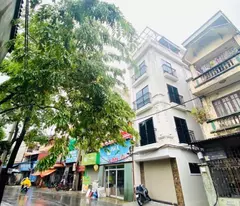 sale of beautiful new house - 2 open corner lot - near cars - just over 7.5 billion - 5 floors built - 8m frontage
