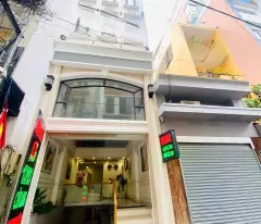 sale of hoa phu nhuan street - 6-storey basement - contract price 90 million/month - only 22 billion