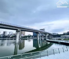 sale of hoang cau street - super beautiful lake view - top business