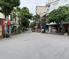 sale of house c4, quan tinh street, 63.4m2, blooming hau: green living next to the lake, full amenities