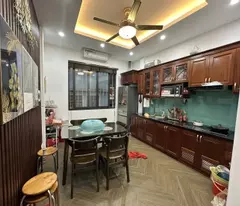 sale of house facing hoang mai alley, connecting to den lu. 70m business only 7 billion 500 million. contact 0963115980