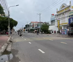 sale of house frontage on hung vuong street, trang bom district, only 6tyxx