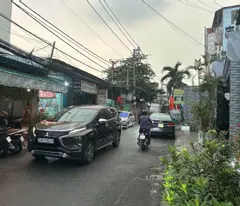 sale of house in alley 256 phan huy ich, width 6m, 198m2, 4 floors near emart, metro station for a little 20 billion.