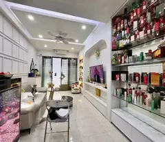 sale of house in nam du, hoang mai, hanoi. area: 30m2; 5 floors ; mt: 3.6m price: 6.2 billion