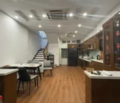 sale of house on khuong trung alley, thanh xuan, 50m² x 5 floors, price 9.5 billion.