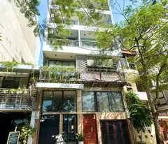 sale of house on trinh cong son street, tay ho - 120m² - mt 5m - sidewalk for cars - price 88 billion