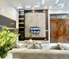 sale of house on yen hoa alley, cau giay, 42m, corner plot, near the street, 5 billion, full furniture available right away