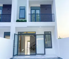 sale of house with 1 ground floor and 1 floor, car yard, full furniture right at thanh phu secondary school, tt 600 million to receive housing