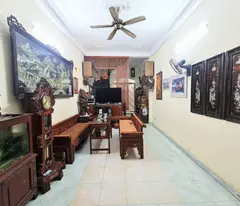 sale of kim giang house 90m2 with car away from busy business, very price of 6 billion 0972448366