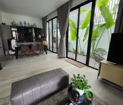 sale of luxury villa in gia hoa residential area, 12x16m, 1 ground floor and 2 floors full of high-end furniture, completed red book, contact: 0388668882 meet tam (zalo)