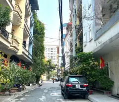 sale of military villa on hoang quoc viet street, cau giay district, 4 floors, price 31 billion 500