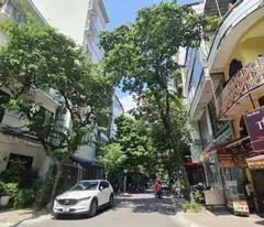 sale of nguyen hong sublot house, dong da - 70m² - mt 5.6m - sidewalk for cars - price 27.5 billion