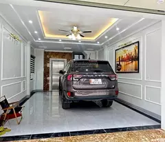 sale of private house 40m2, 5 floors tran quoc hoan cau giay only 14.5 billion