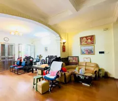sale of thanh xuan private house 80m2, 4brs on the street, sdcc, extremely price only 10 billion contact 0975666943