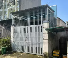 sale of townhouse, bring suitcase and move in immediately (4x22m) 6m asphalt road huynh thi hai, district 12.