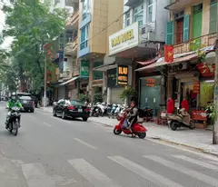 sale of townhouse in le loi, ha dong, 4 floors, area 8m, only 10.5 billion