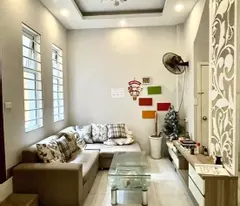 sale of van huong's house area 39.4m2 - 5 floors. 20m from the lane - airly - corner lot. price 5.1 ​​billion.