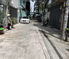 +++ sale - truck alley house, car sleeping house (4x17) 10m out to hong bang district 5