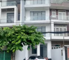 sell ​​or rent house 1 basement + 4 floors. dang van bi street, thu duc city