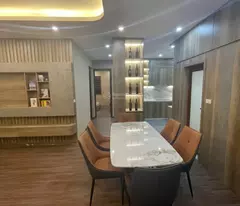 selling 100m2 corner apartment with three open sides and 3 bedrooms at vo chi cong next to tay ho district party committee, price 6 billion