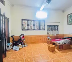 selling 104m linh nam to give away a car corner lot to avoid going to the hoang mai business house