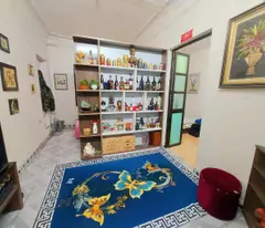 selling 140m of salary khanh thien to give away a house near hoang mai car