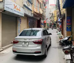 selling 147m frontage on cuu loc street to give away a car park for youth business