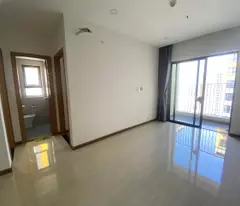 selling 2 bedroom-2 bathroom corner apartment in bcons plaza for only 1 billion