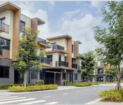 selling 2-front townhouse price from only 5.2 billion/unit directly to nam long investor, discount up to 1.8 billion