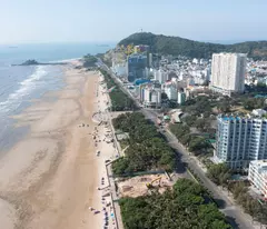 selling 2 lots of land in prime location: view of main beach, near major resorts of the group