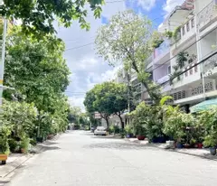 selling 2-storey front house near bui minh truc market, ward 5, district 8 - contact: 0933862860 suong