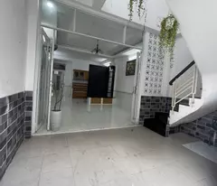 selling 2-storey house, 3 bedrooms, 3 bathrooms, tan thuan tay, district 7, about 5 billion, 4.3x17m 67m2