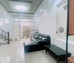 selling 2-storey house, 68m², 2 bedrooms, district 2, hcmc, 6.3 billion, pink book
