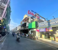selling 2-storey house with 2 frontage on chi lang right at gia hoi bridge, dong ba market, busy business area of ​​hue