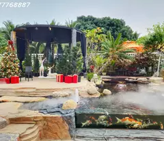 selling 2mt land for famous cafe in district 9 near vinhome, price only 20 - 28 million/m2