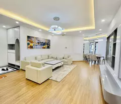 selling 3-bedroom apartment - 152.5m2, building 17t2 - trung hoa nhan chinh, fully furnished, price 55 million/m2.