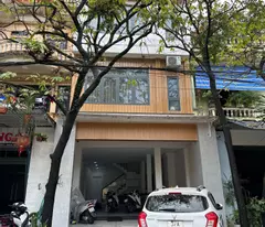 ♻️selling 3-floor house 10 room full luxury rent for rent kqh kqh hue