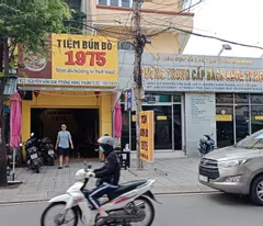 selling 3-storey front house 4x30m price 14.95 billion nguyen van qua street