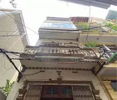 selling 3-storey house, 41m², 3 bedrooms, 3 bathrooms, long bien - 8.2 billion or: 3-storey house, 41m², bo de alley, long bien, 8.2