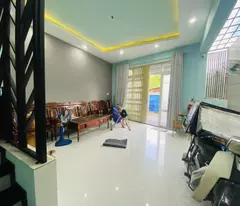 selling 3-storey house in alley no. 23 binh trung tay, district 2. area 63m2, 3 bedrooms, pink book. price 7.35 billion. contact: 0933125879