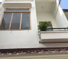 selling 3-storey house in car alley, d5 street, ward 25 binh thanh, 52m2, only 7 billion x